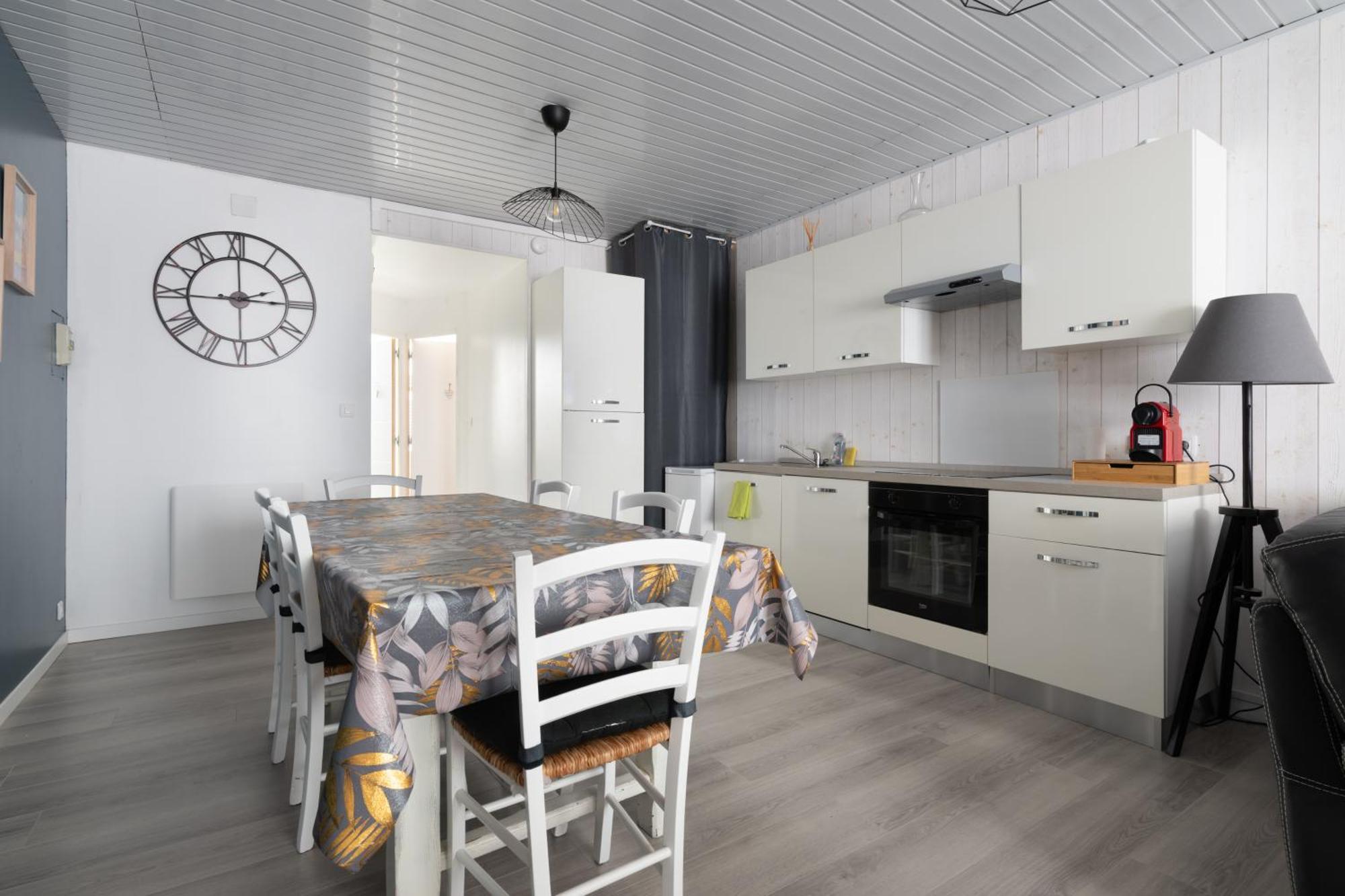 Le Reflet Des Pyrenees Apartment บาญเญอ-เดอ-บีกอร์ ภายนอก รูปภาพ